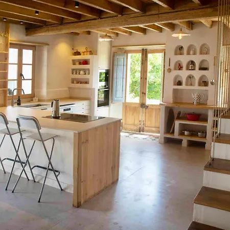 Casona Azul Llue - Asturias Vacations * كولونغا