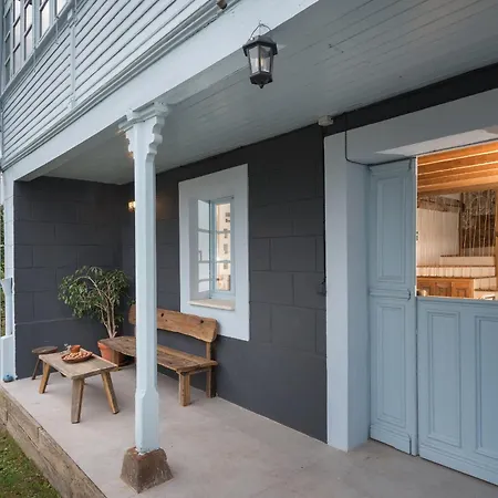 Casona Azul Llue - Asturias Vacations بيت للعطل كولونغا